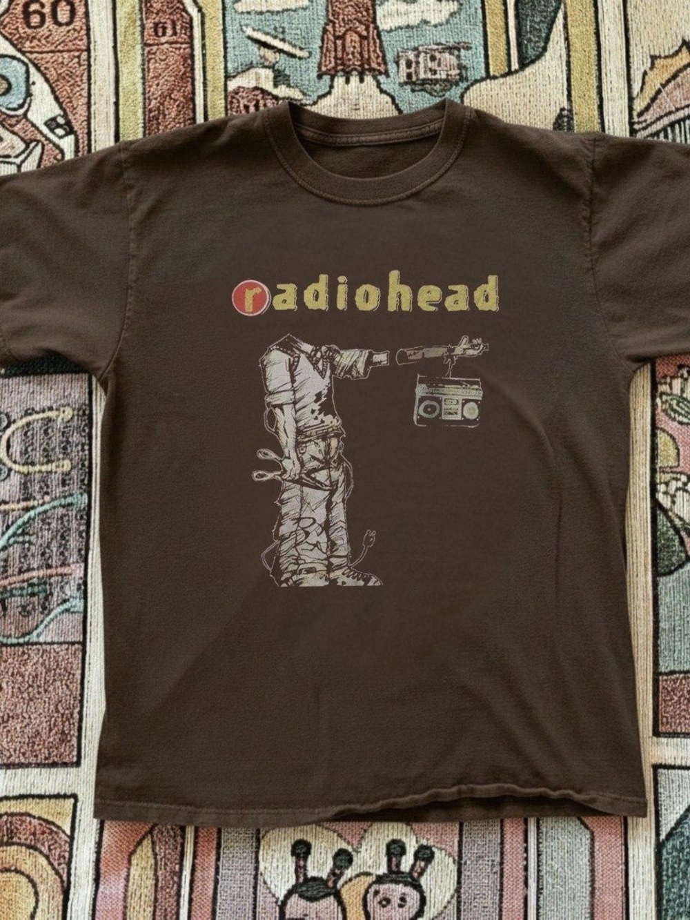 Gildan Brown Radiohead Graphic Tee with Yellow and Red Accents